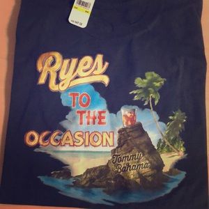 Short sleeve graphic tee